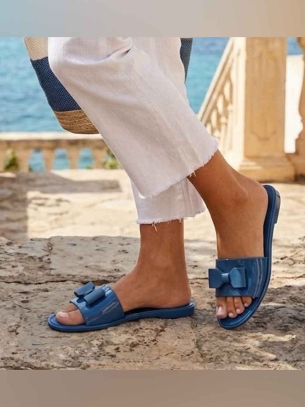 Jack Rogers Blue Jelly Slides Sandals, Front Bow, made in Brazil, NWOT, size 8